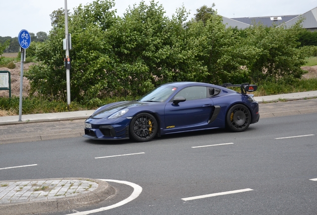 Porsche 718 Cayman GT4 RS Weissach Package Manthey Racing