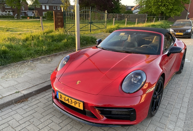 Porsche 992 Carrera 4 GTS Cabriolet MkI