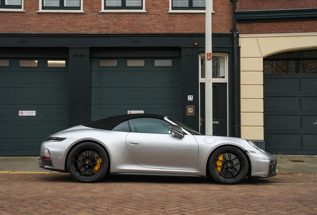 Porsche 992 Carrera 4 GTS Cabriolet MkII