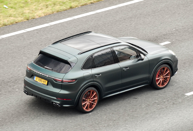 Porsche Cayenne Turbo S E-Hybrid