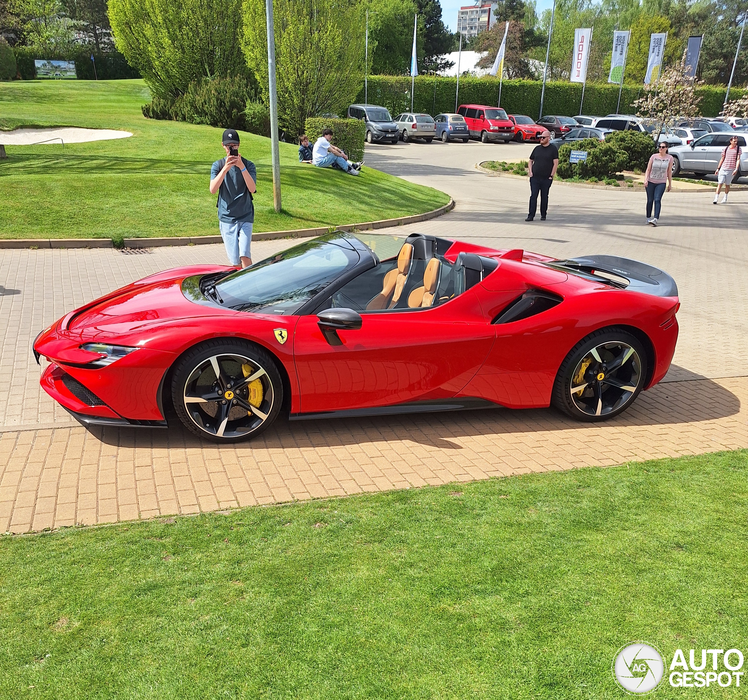 Ferrari SF90 Spider