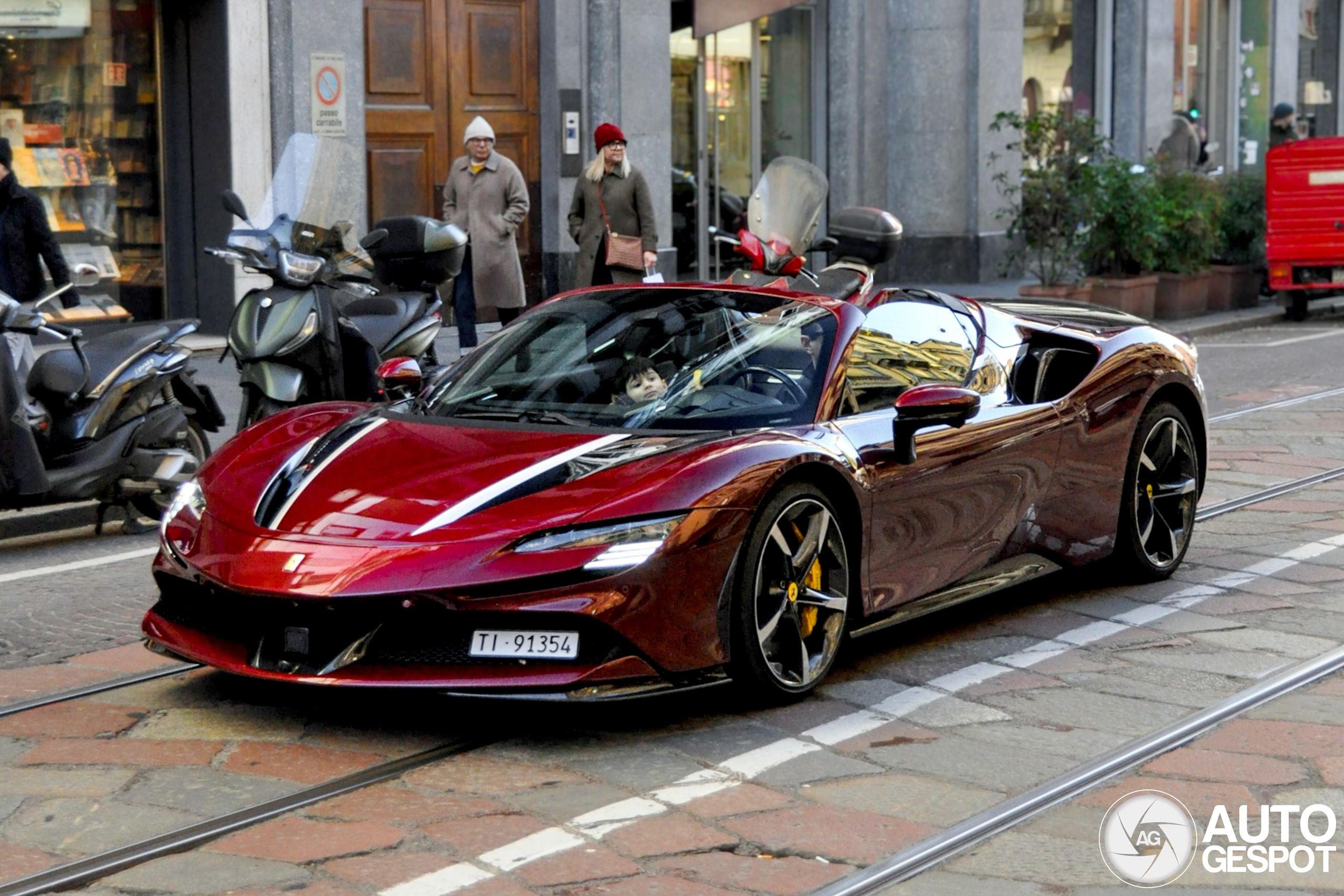 Ferrari SF90 Spider Assetto Fiorano