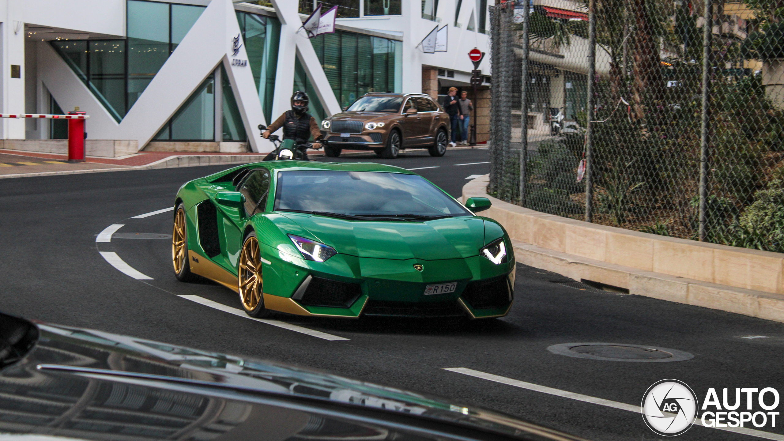Lamborghini Aventador LP700-4 Miura Edition