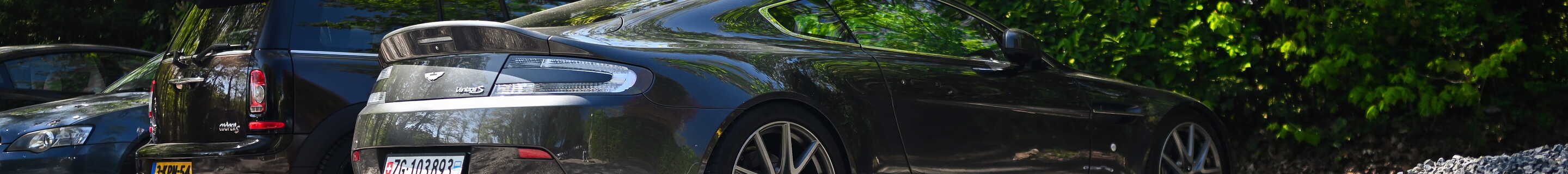 Aston Martin V8 Vantage S