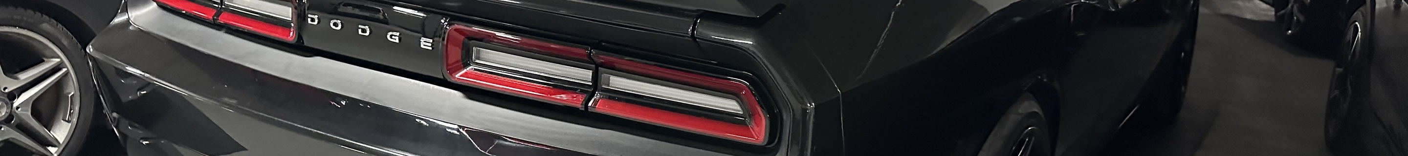 Dodge Challenger SRT-8