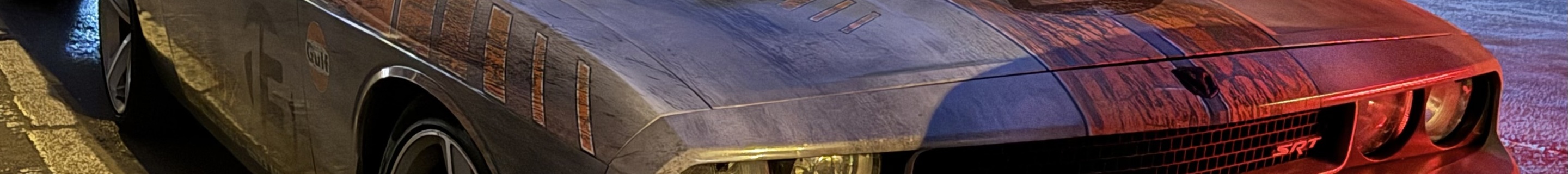 Dodge Challenger SRT-8