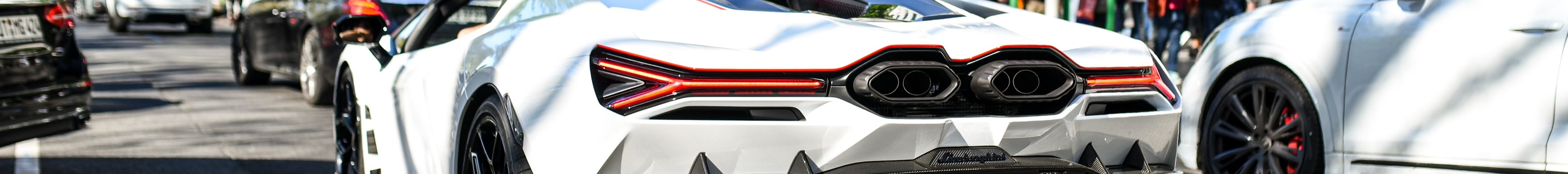 Lamborghini Revuelto