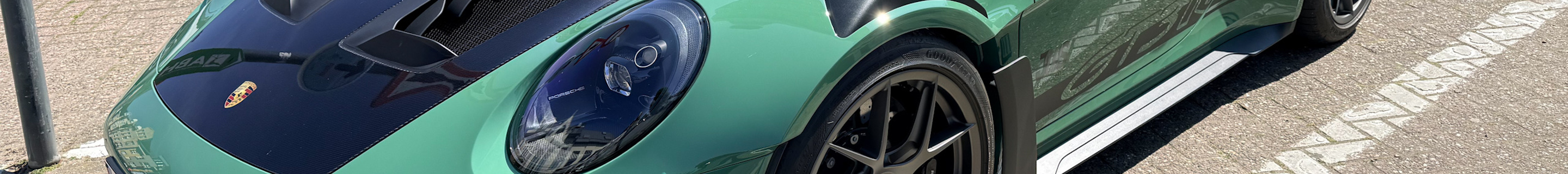 Porsche 992 GT3 RS MkI Weissach Package