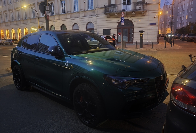 Alfa Romeo Stelvio Quadrifoglio 2023