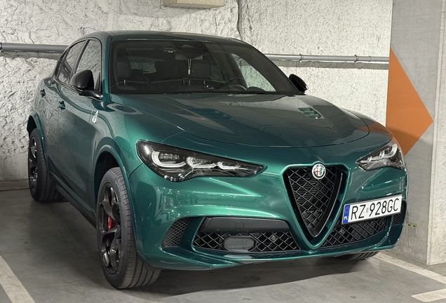 Alfa Romeo Stelvio Quadrifoglio 2023
