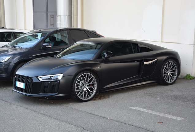 Audi R8 V10 2015
