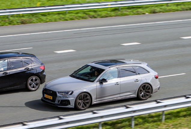 Audi RS4 Avant B9
