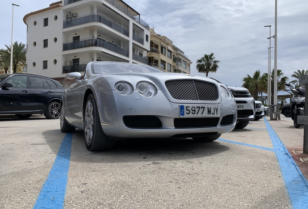 Bentley Continental GTC 2012