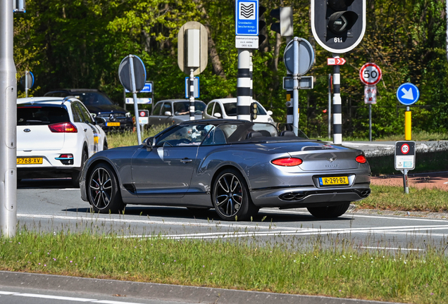 Bentley Continental GTC V8 2020