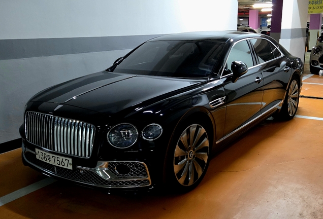 Bentley Flying Spur V8 2021