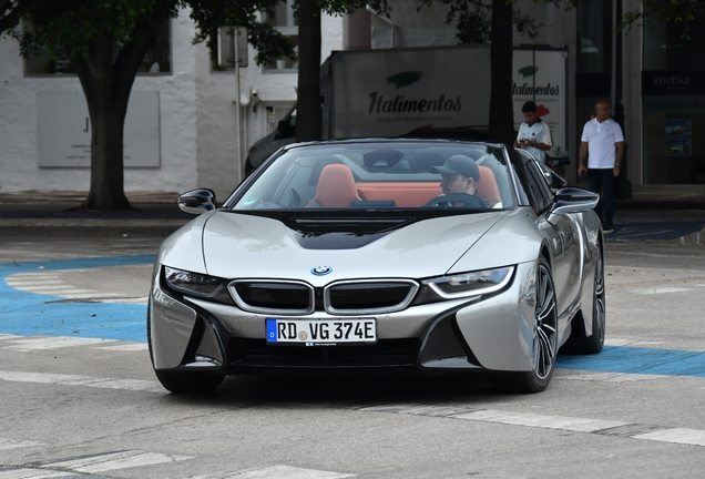 BMW i8 Roadster