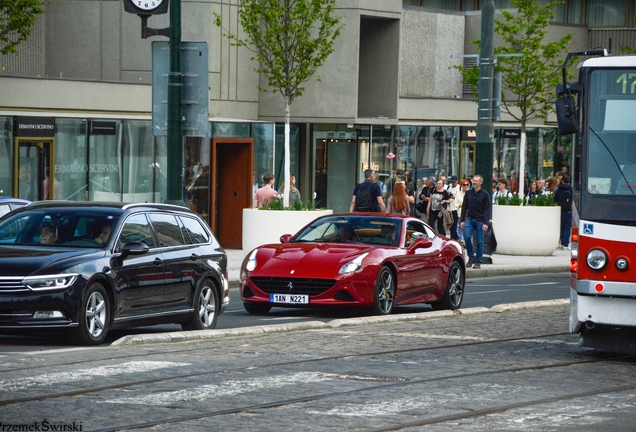 Ferrari California T