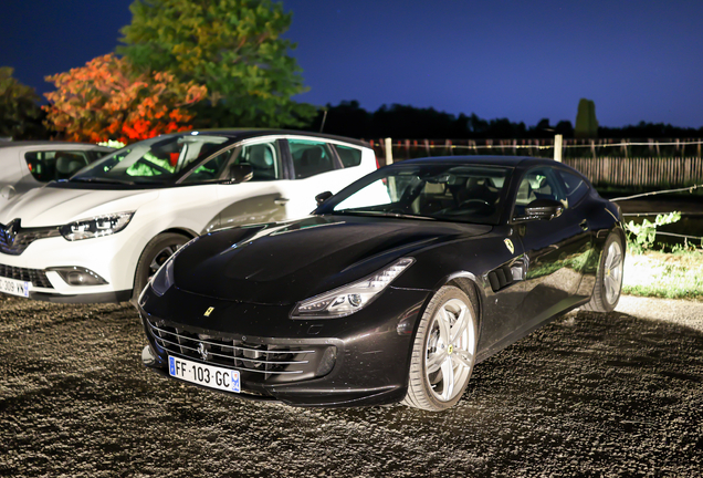 Ferrari GTC4Lusso