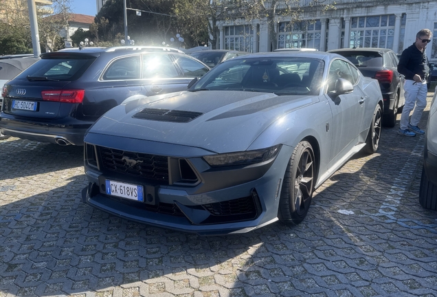 Ford Mustang Dark Horse 2024