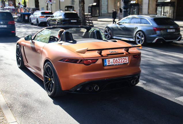 Jaguar F-TYPE SVR Convertible 2017