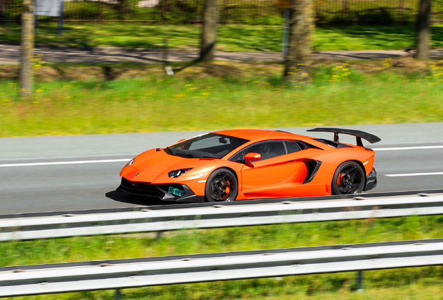 Lamborghini Aventador LP700-4