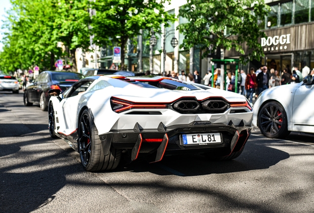 Lamborghini Revuelto