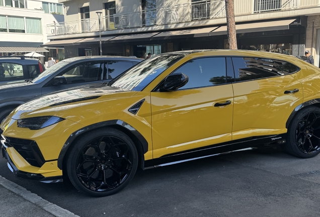 Lamborghini Urus Performante