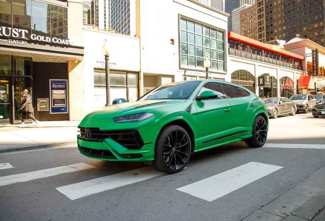 Lamborghini Urus S