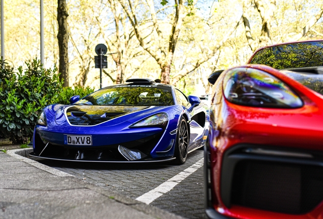 McLaren 620R