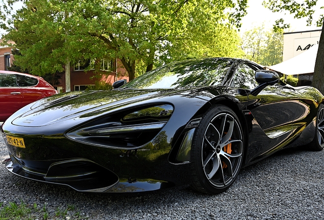 McLaren 720S Spider