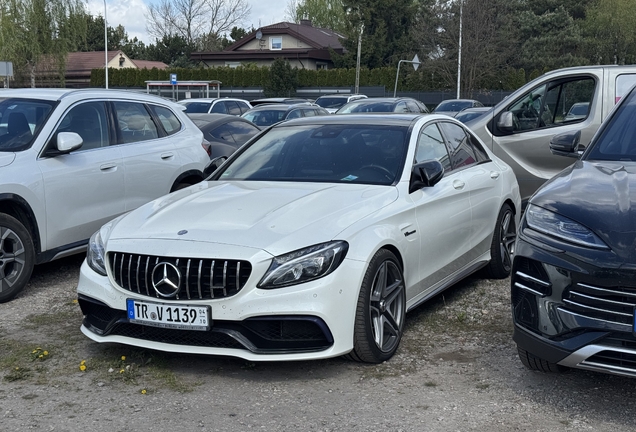 Mercedes-AMG C 63 W205