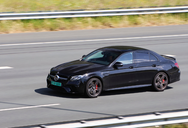 Mercedes-AMG E 63 S W213