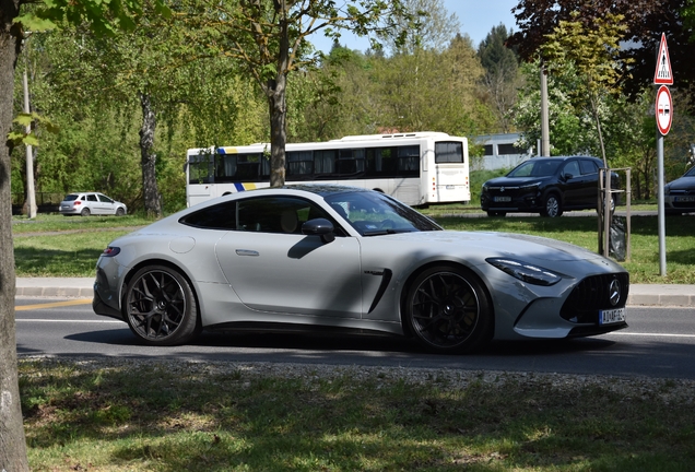 Mercedes-AMG GT 63 C192