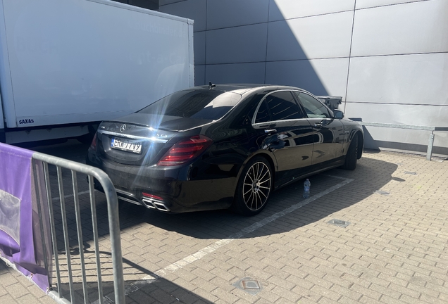 Mercedes-AMG S 63 V222 2017