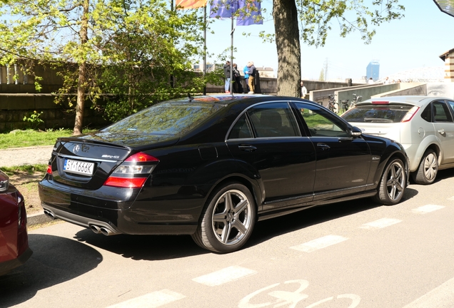 Mercedes-Benz S 63 AMG W221