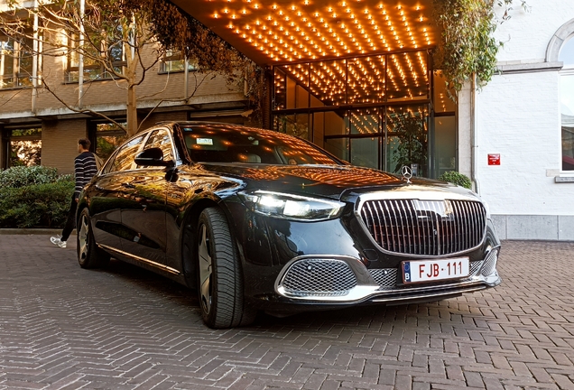 Mercedes-Maybach S 680 X223