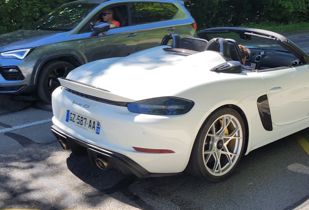 Porsche 718 Spyder RS Weissach Package