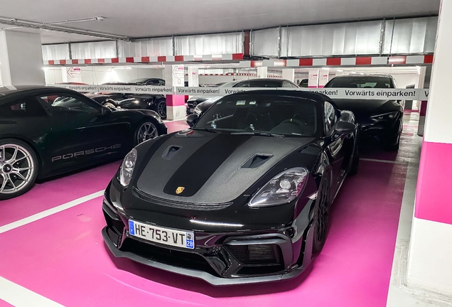 Porsche 718 Spyder RS Weissach Package