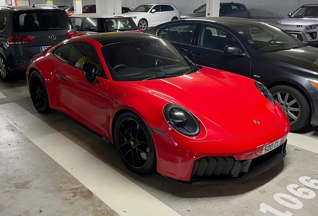 Porsche 992 Carrera 4 GTS MkII