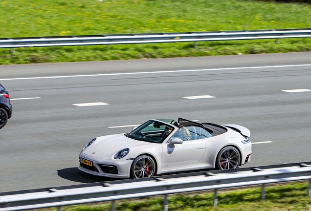 Porsche 992 Carrera 4S Cabriolet MkI