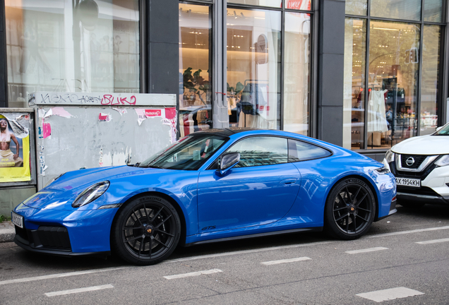 Porsche 992 Carrera GTS MkII