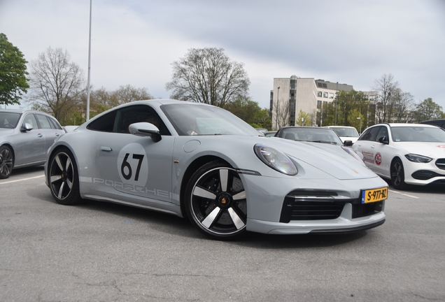 Porsche 992 Sport Classic