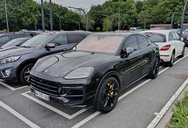 Porsche Cayenne Coupé Turbo E-Hybrid