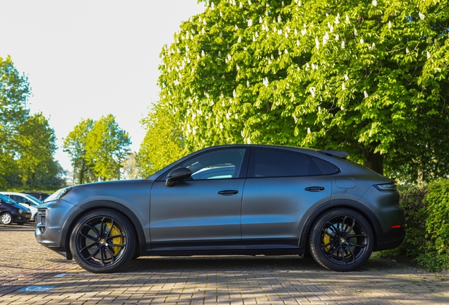 Porsche Cayenne Coupé Turbo E-Hybrid