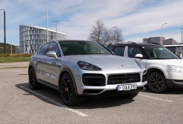 Porsche Cayenne Coupé Turbo S E-Hybrid