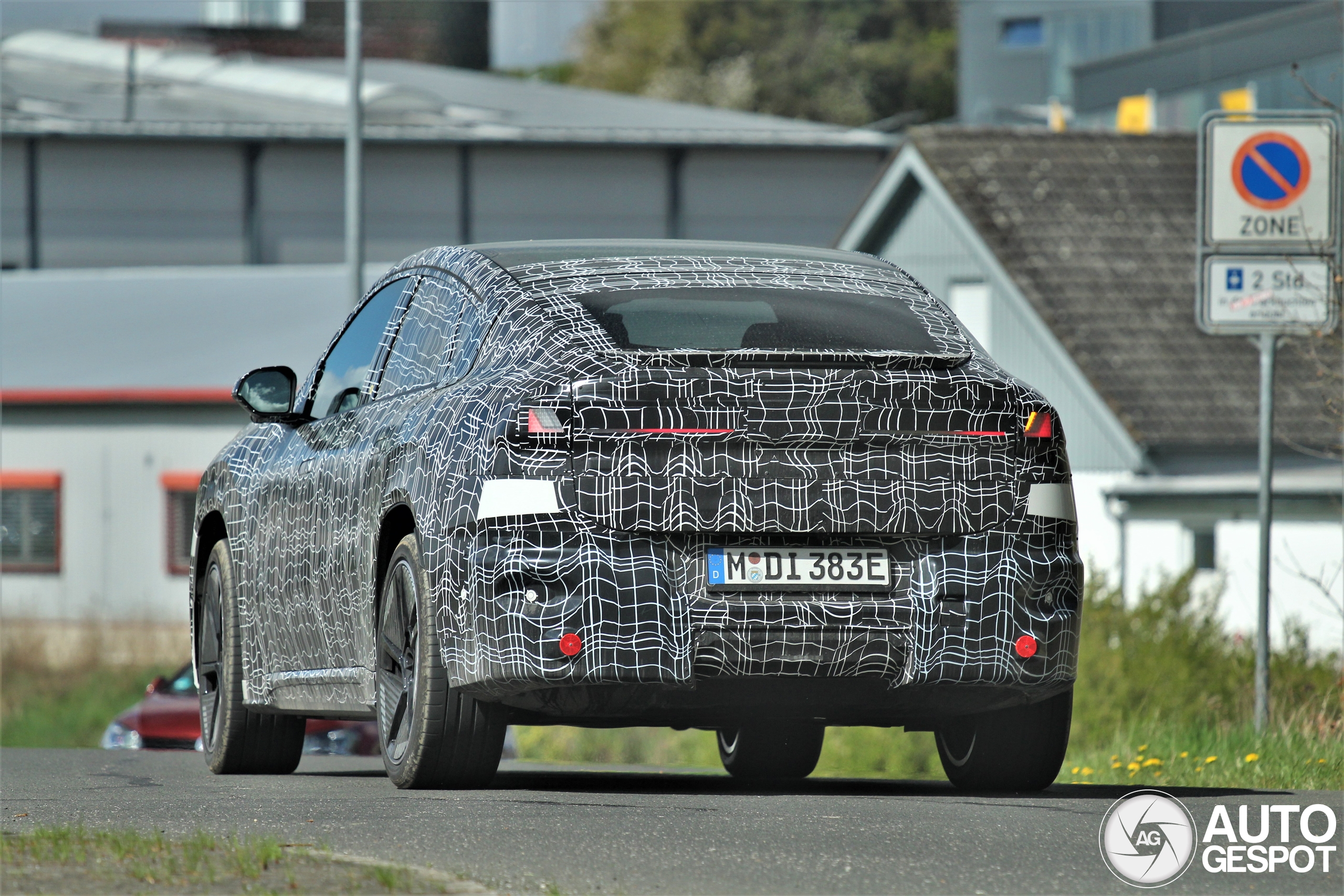 BMW iX4 NA7
