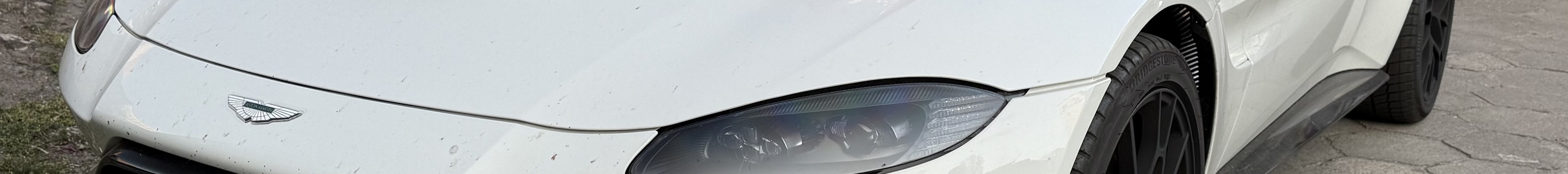 Aston Martin V8 Vantage 2018