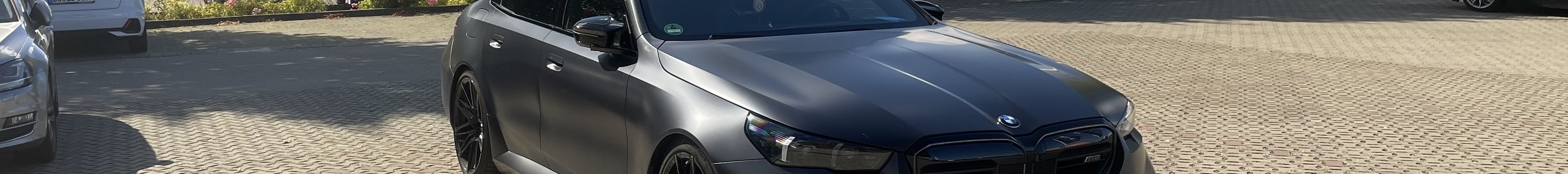 BMW M5 G90