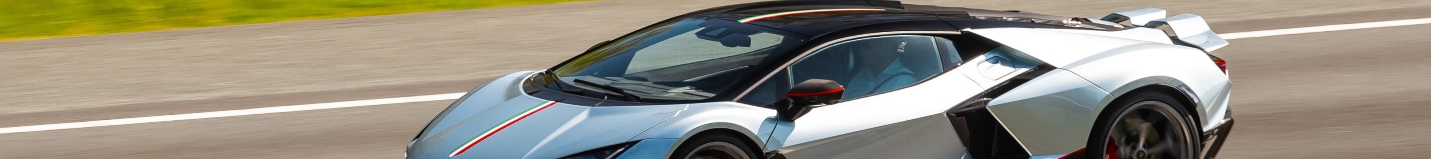 Lamborghini Revuelto