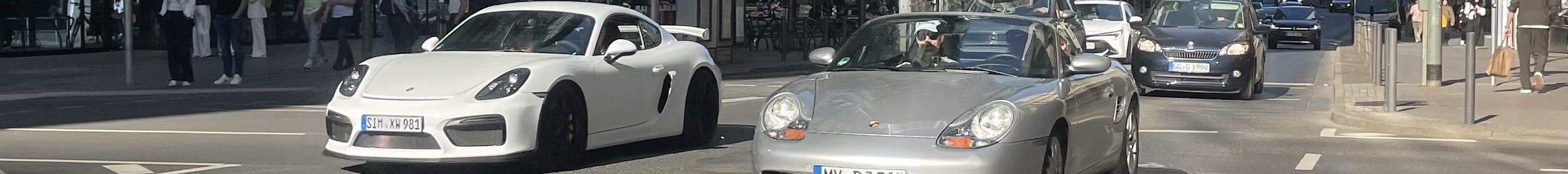 Porsche 981 Cayman GT4
